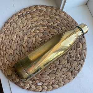 Swell x Starbucks 25oz water bottle